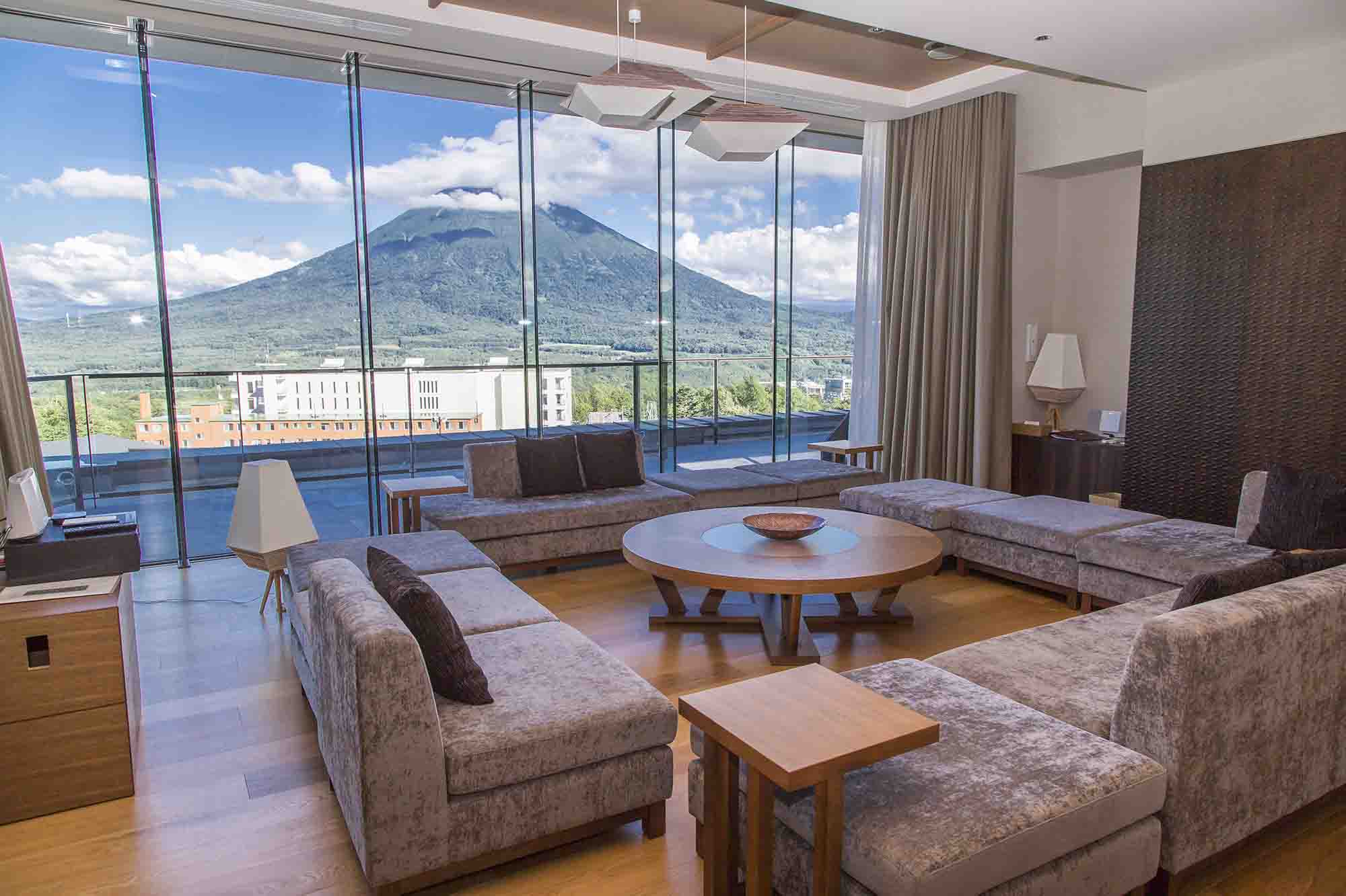 702 Penthouse